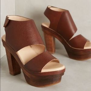 Koolaburra Winona Heels Brown size 6
